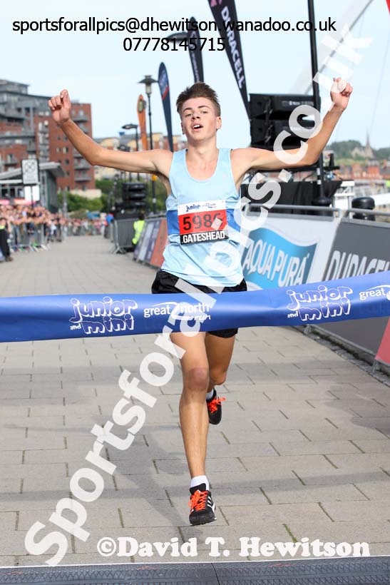 Boys Junior Great  North Run, Newcastle/Gateshead. Photo: David T. Hewitson/Sports for All Pics